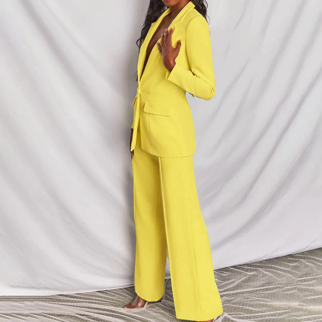 Damen-Blazer-SetmitweitgeschnittenerHose_2.jpg