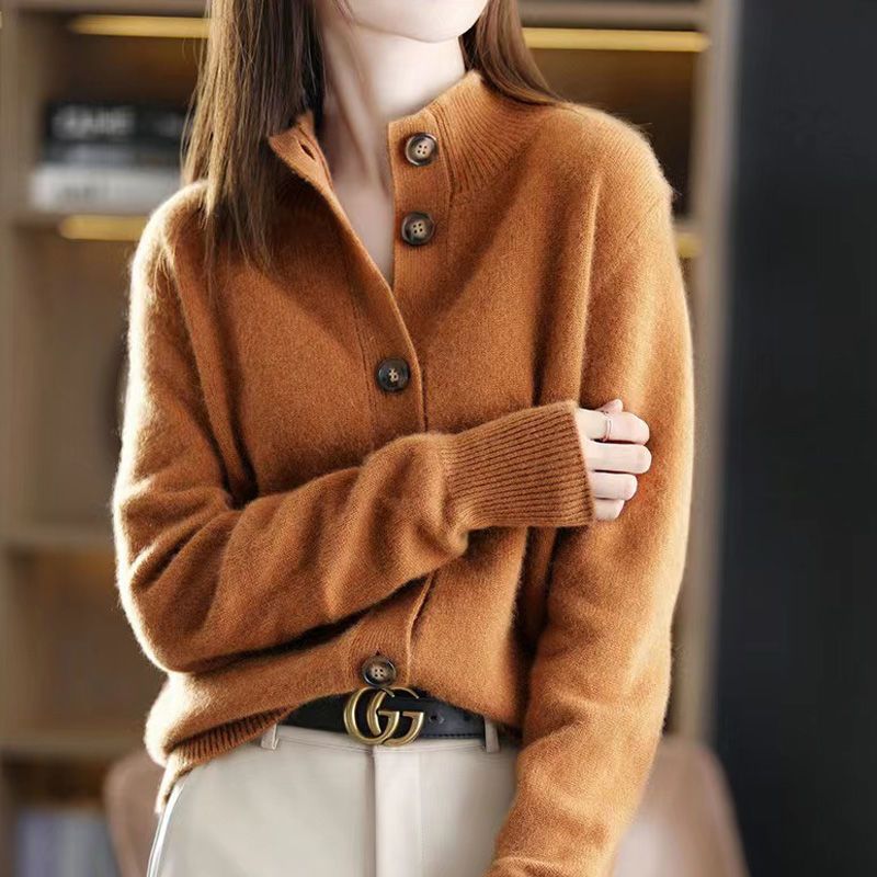 DamenStrickjackemitKnopfleisteRippbundchenundgeripptemSaum_1.jpg