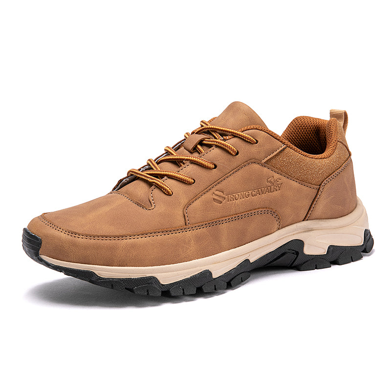Herren-Schn_rsneaker_mit_niedrigem_Schaft_gepolstertem_Kragen_und_Profilsohle_aa.jpg