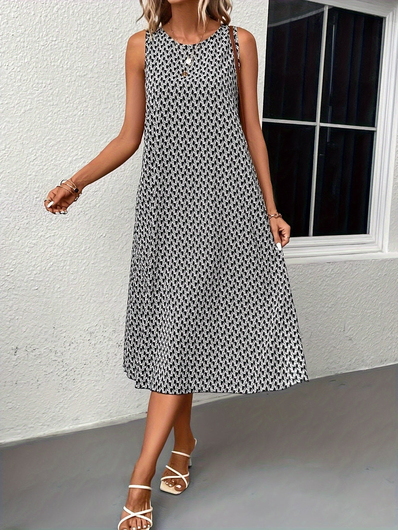 Ärmelloses Midikleid für Damen mit abstraktem roten Print