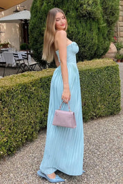 Frauen-Maxikleid aus Chiffon-Mischgewebe mit Plissee und ohne Träger