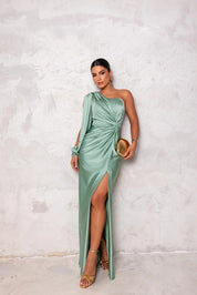 Satin-Maxikleid für Damen mit einem Träger und hohem Seitenschlitz