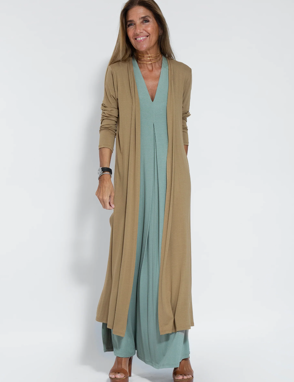 Sleeveless maxi dress with V-neck and side slits for women
