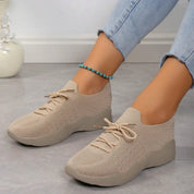Damen-Slip-On-Strick-Walkingschuhe mit strukturierter Sohle