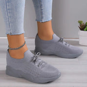 Damen-Slip-On-Strick-Walkingschuhe mit strukturierter Sohle