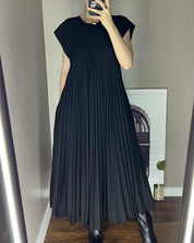 Damen Plissee Maxikleid mit Kappenärmeln und Rundhalsausschnitt