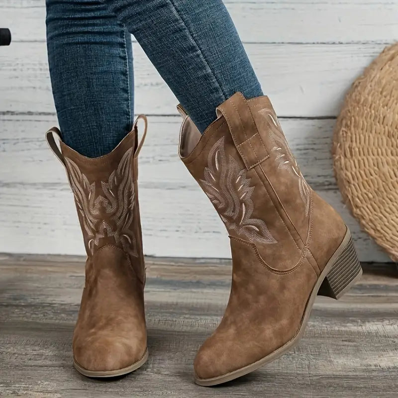 Damen Stiefeletten in mittlerer Schafthöhe mit Zuglaschen und Blockabsatz