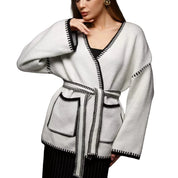 Damen Strick-Wickelcardigan mit dekorativem Besatz und Gürtel