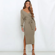 Damen Strick-Wickelkleid mit V-Ausschnitt und verstellbarem Gürtel