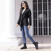 Damen Strickjacke mit Gürtel und offenem Frontdesign