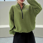 Damen Sweatshirt mit Stehkragen und Halbzipp Verschluss