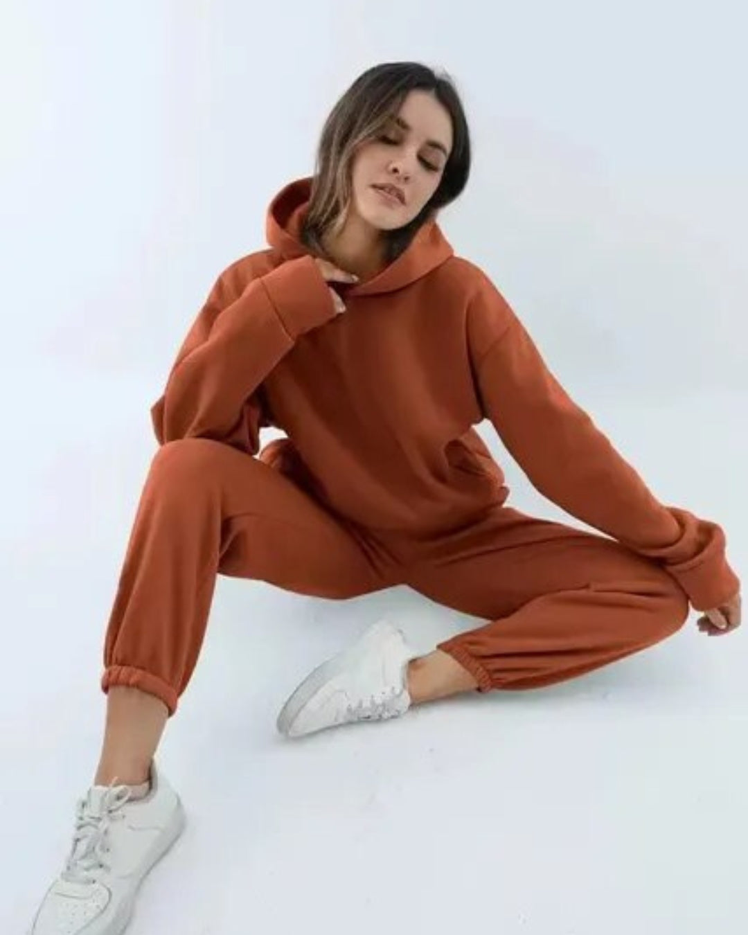 Damen Winter Set aus Hoodie und Jogginghose mit Kordelzugkapuze