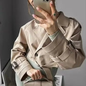 Damen Kurz-Trenchcoat mit Gürtel und Knopfverschluss