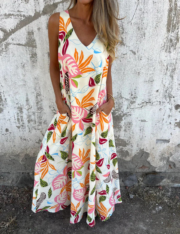Damen_Maxikleid_mit_V-Ausschnitt_und_Blatter_Print__1.jpg