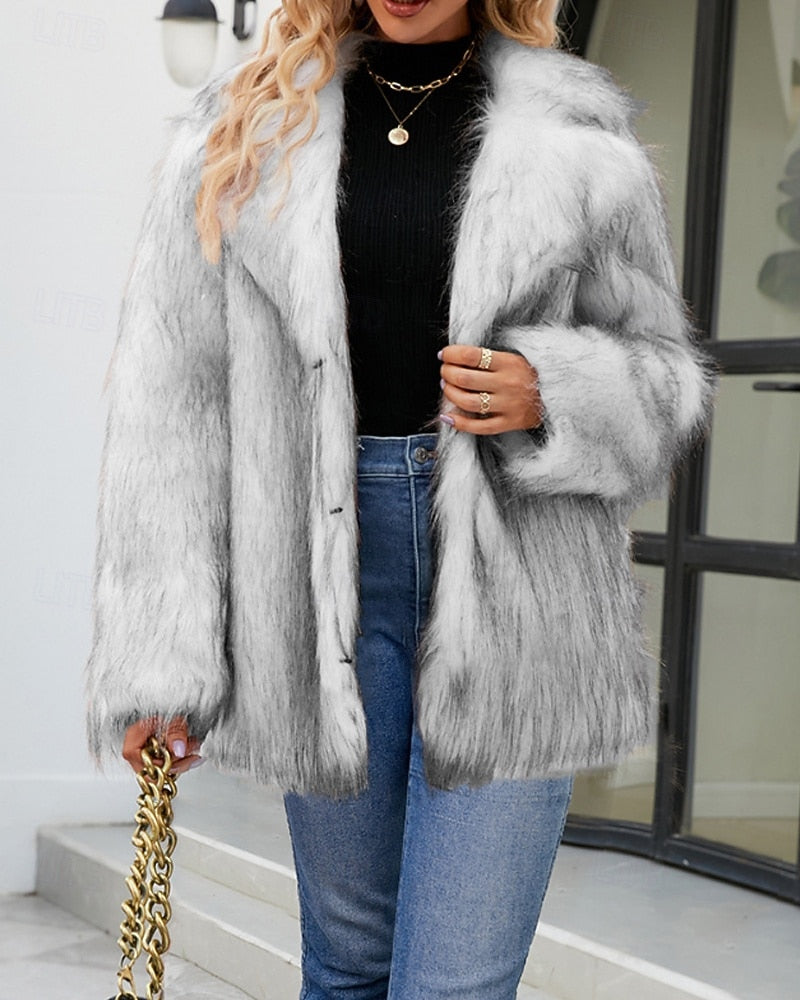 Women's coat with lapel collar and front closure