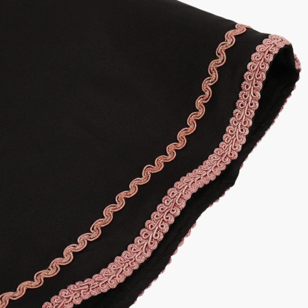 Dirndl Kleid für Damen mit quadratischem Ausschnitt und Schnürmieder