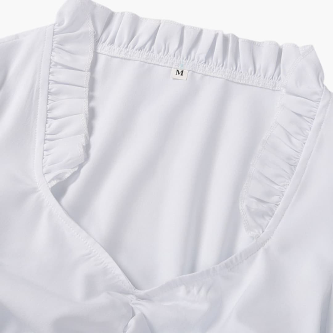 Dirndl kleid mit Quadrat-Ausschnitt und SatinTaille