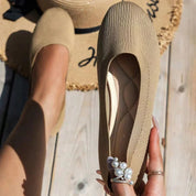 Flache Damen Slipper mit rutschfester Sohle und runder Zehe