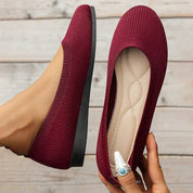 Flache Damen Slipper mit rutschfester Sohle und runder Zehe