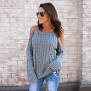 Frauen Strickpullover mit kalten Schultern gerippten Bündchen und Kabelstrickdesign