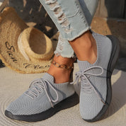 Gestrickte Damen-Sneakers mit Schnürung vorne und Schlupfpassform
