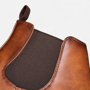 Herren Stiefeletten mit elastischen Seiteneinsätzen und Zuglasche hinten