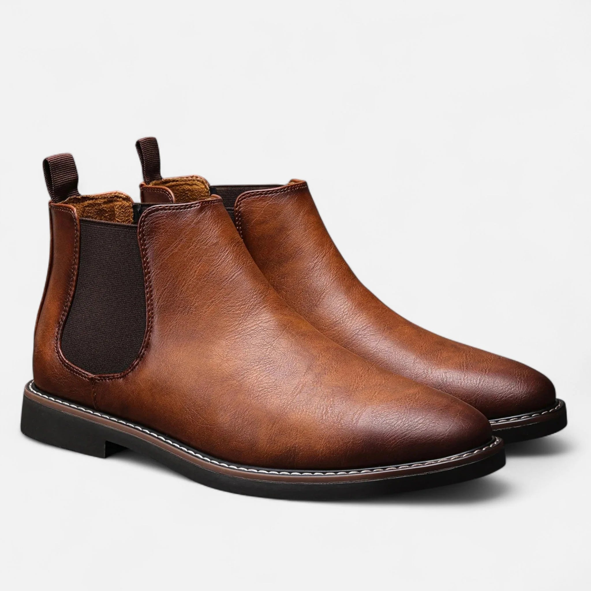 Herren-StiefelettenmitelastischenSeiteneinsatzenundZuglaschehinten_1.webp