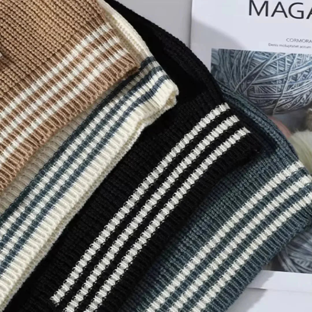Herren Rundhalspullover mit Rippkragen und Saumdetail