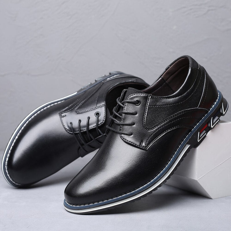 Herren Schnürschuhe im Oxford-Stil mit synthetischem Obermaterial und gepolsterter Sohle