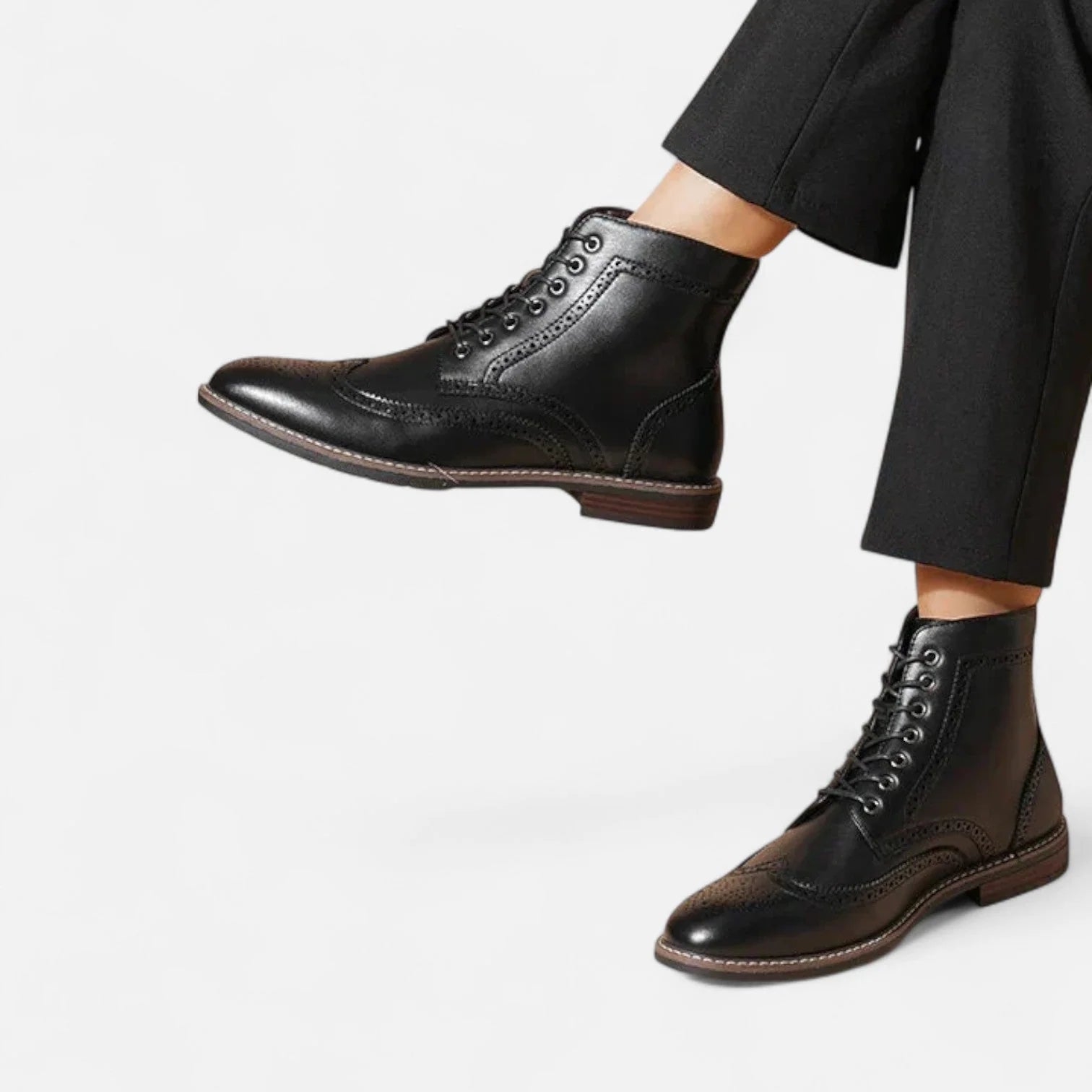 Herren Stiefeletten mit Schnürverschluss und Brogue Kappe
