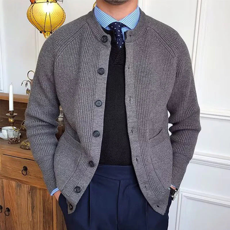 Herren Strickjacke mit Knopfleiste und Fronttaschen