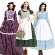 Historisches Damen Kleid im langen traditionellen Stil mit Schürze