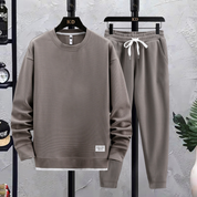 Modernes Jogging-Set für Herren