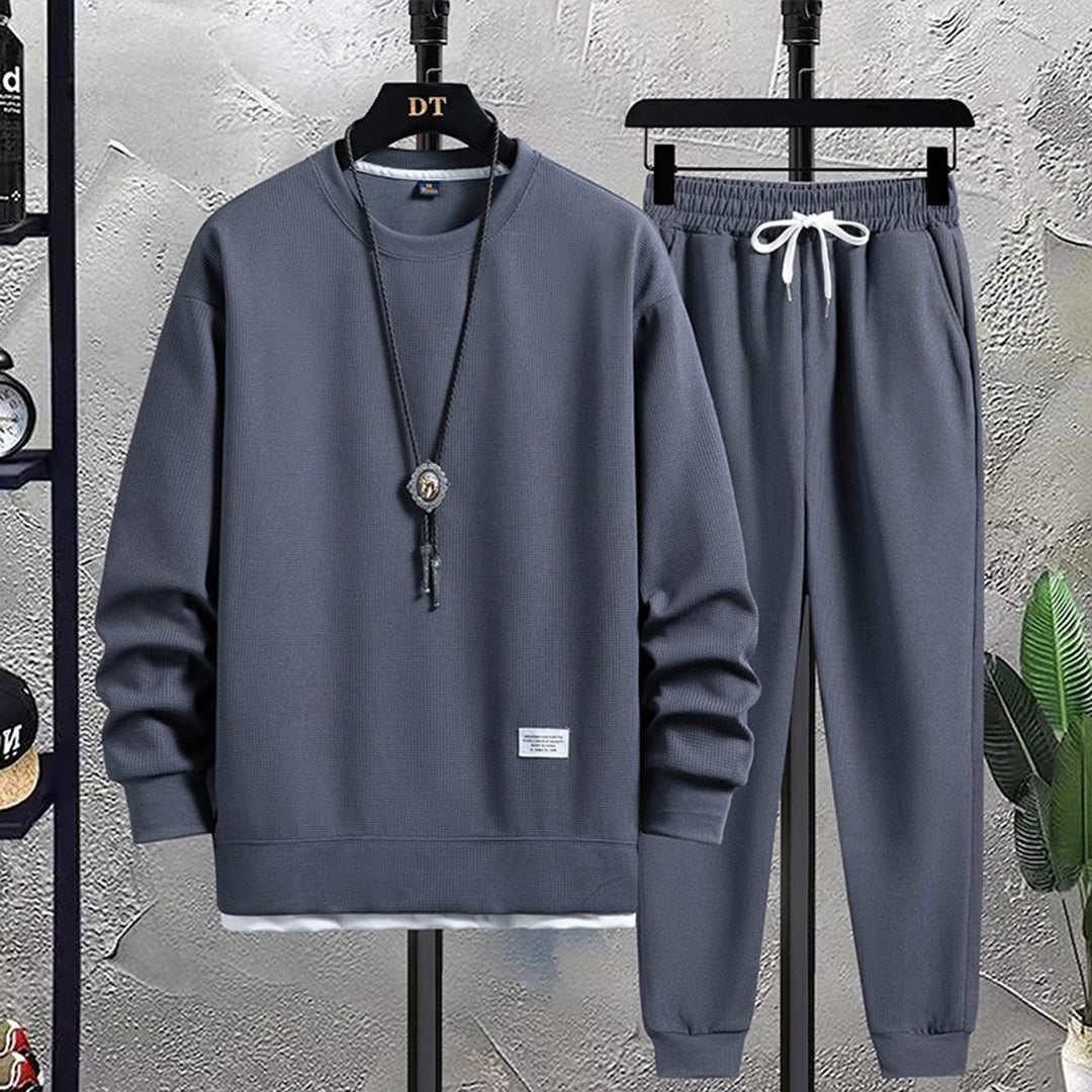 Modernes Jogging-Set für Herren