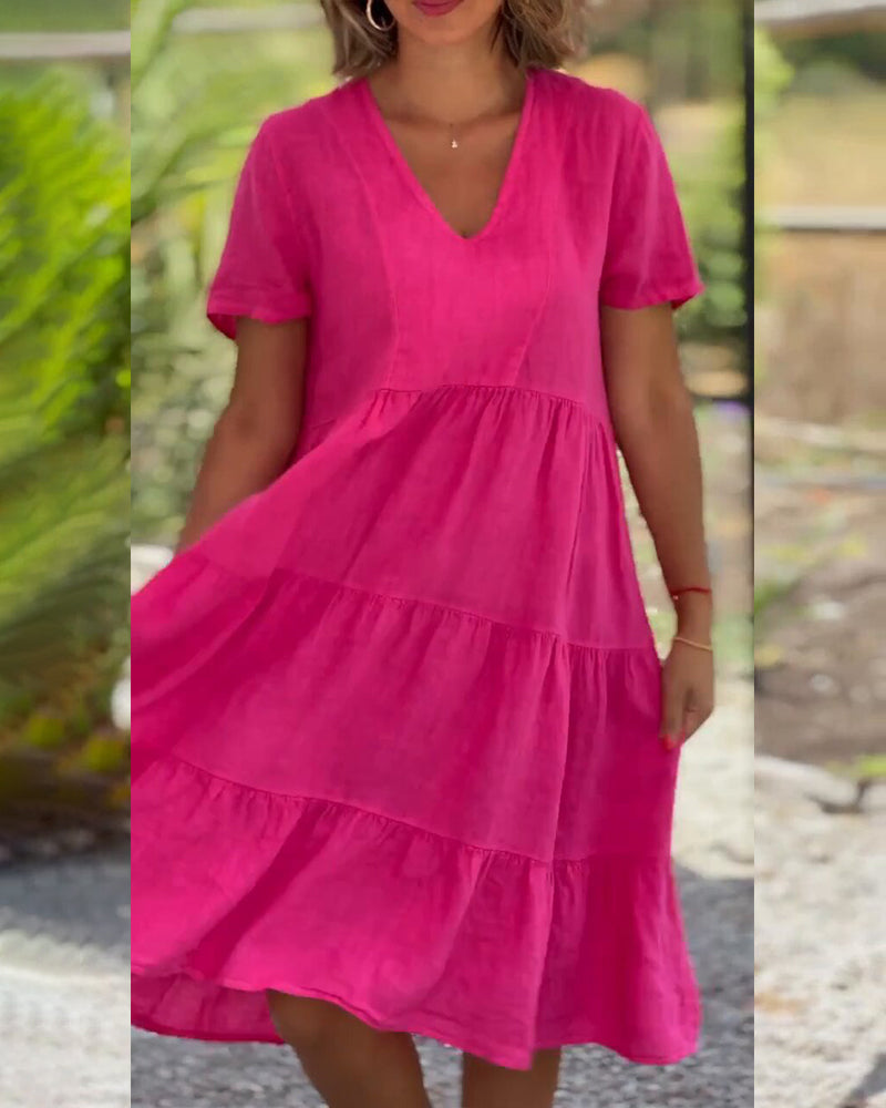 Kurzärmeliges gestuftes Sommerkleid für Frauen mit V-Ausschnitt