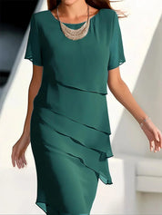 Lagen-Cocktailkleid für Frauen mit kurzen Ärmeln