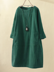 Langärmeliges Kleid im Cord-Stil mit Taschen