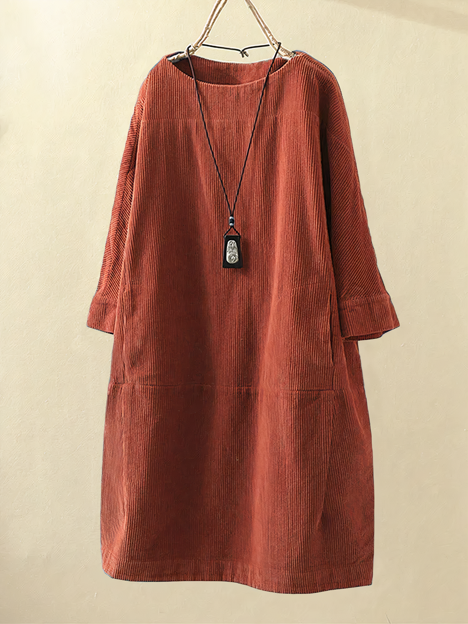 Langärmeliges Kleid im Cord-Stil mit Taschen