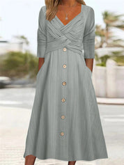 Damen-Midikleid mit 3/4-Ärmeln und Knopfleiste vorne