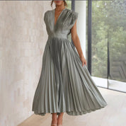 Plissiertes Chiffon-Midikleid für Damen mit tiefem V-Ausschnitt