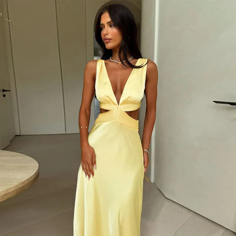 Formelles Maxikleid für Damen mit Cut-Out-Taille und Satin-Finish