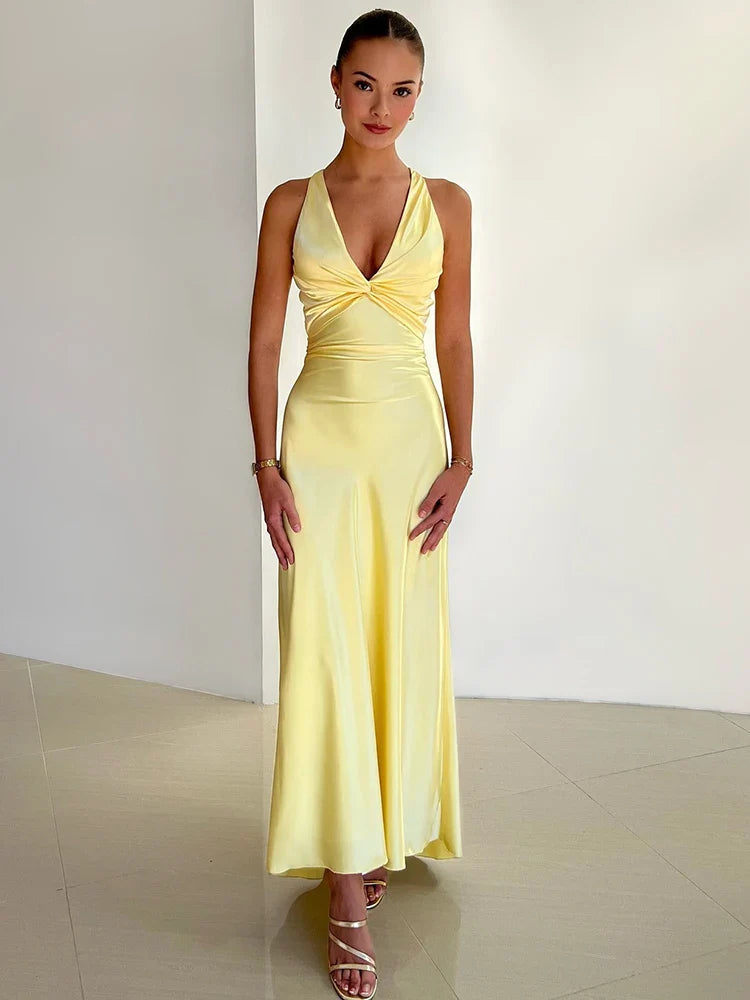 Satin Maxikleid für Damen mit Neckholder-Ausschnitt und ohne Ärmel