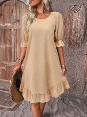 Elegantes Kleid mit Rundhalsausschnitt und Rüschen für Frauen