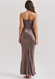 Strapless-Abendkleid aus Satin für Damen mit gerafftem Detail an der Hüfte