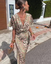 Midi-Kleid für Damen mit Blumenmuster und plissierter Taille