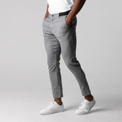 Slim Fit Stretch-Chinohose für Herren mit elastischem Bund hinten