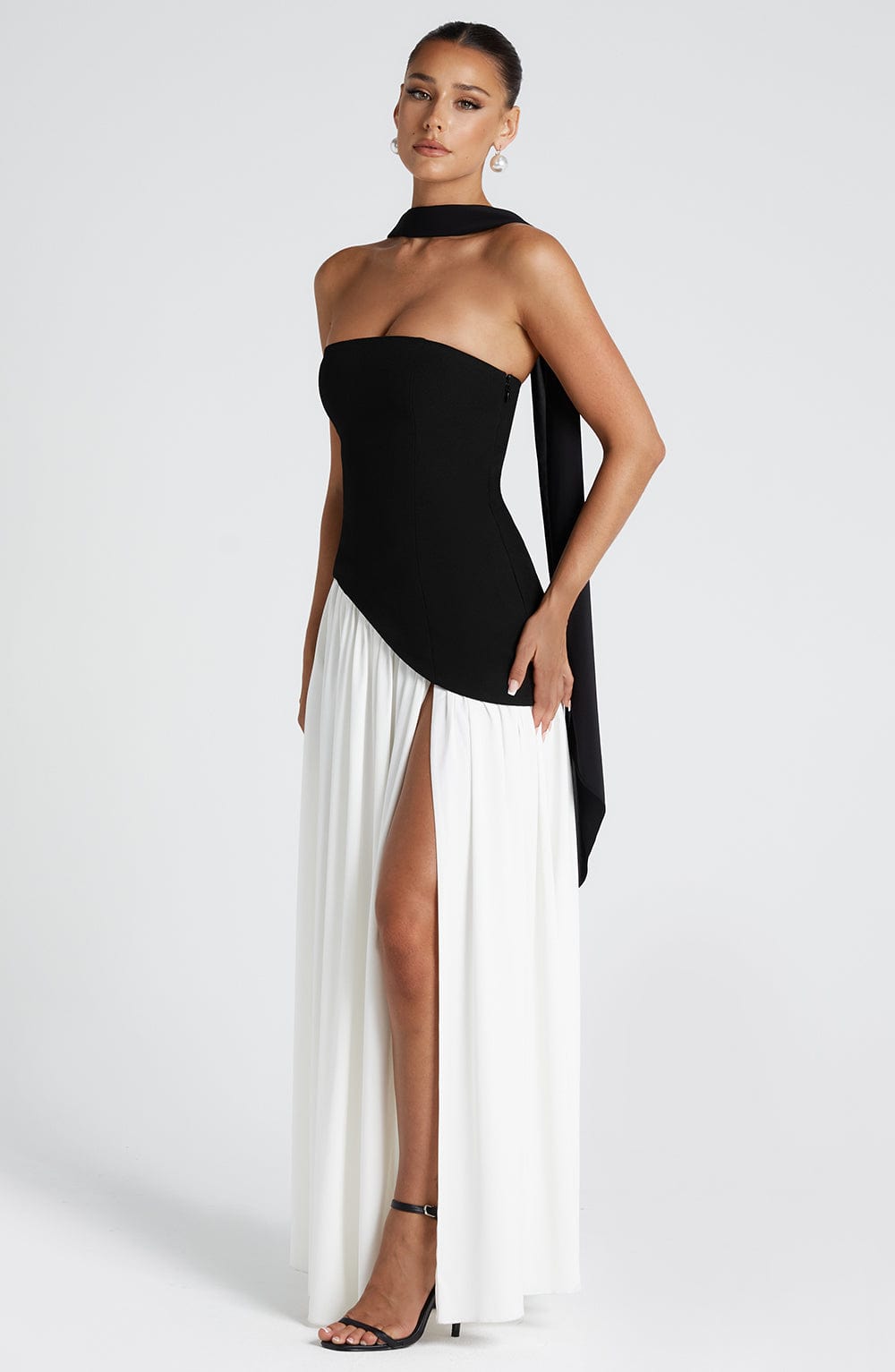 Strapless-Abendkleid für Damen mit hohem Seitenschlitz