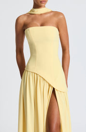 Strapless-Abendkleid für Damen mit hohem Seitenschlitz