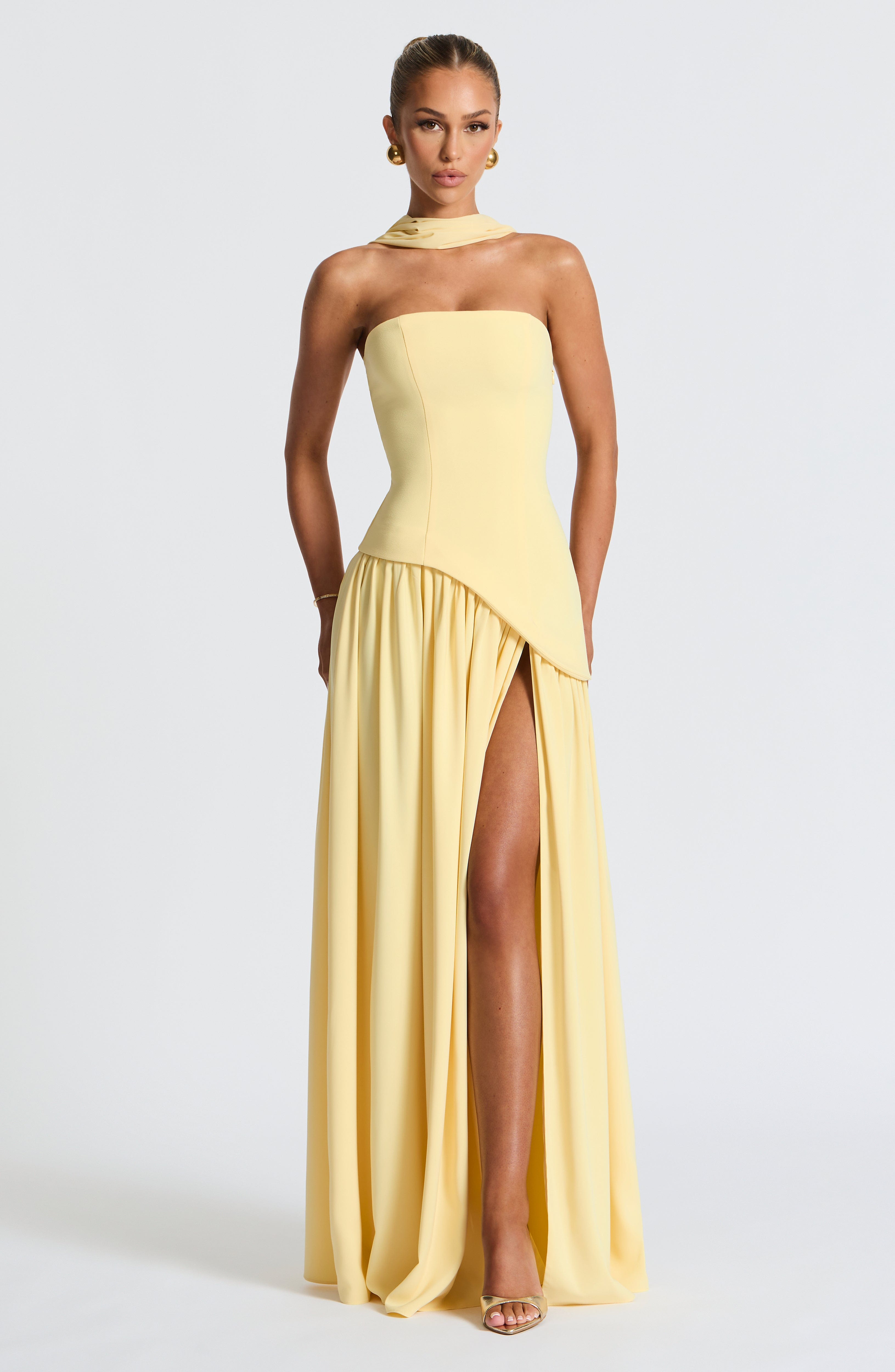 Strapless-Abendkleid für Damen mit hohem Seitenschlitz
