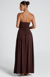 Strapless-Abendkleid für Damen mit hohem Seitenschlitz